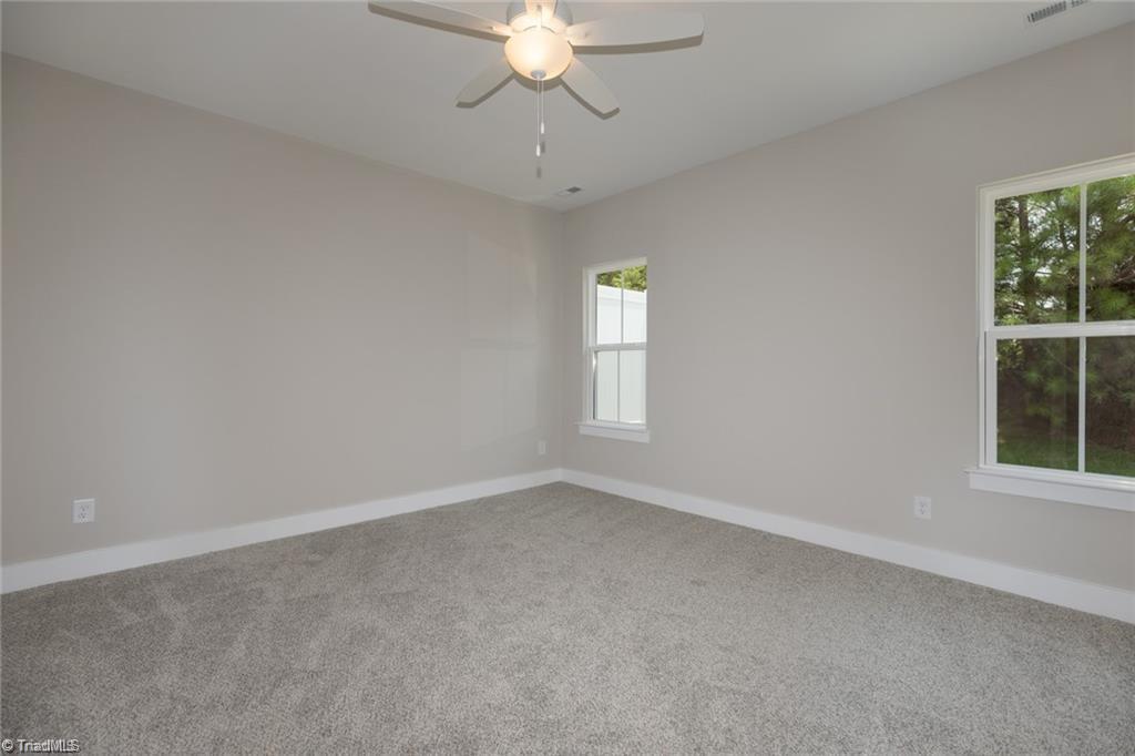 1739 Old Fields Boulevard Property Photo 11