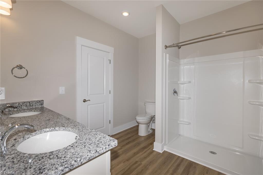 1739 Old Fields Boulevard Property Photo 14
