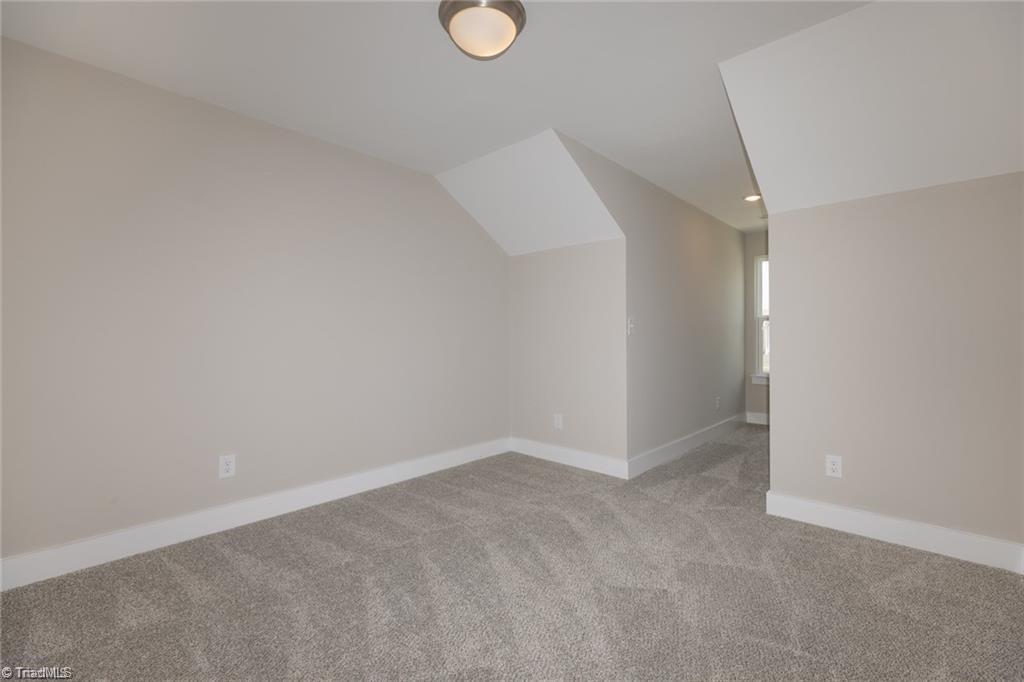 1739 Old Fields Boulevard Property Photo 19