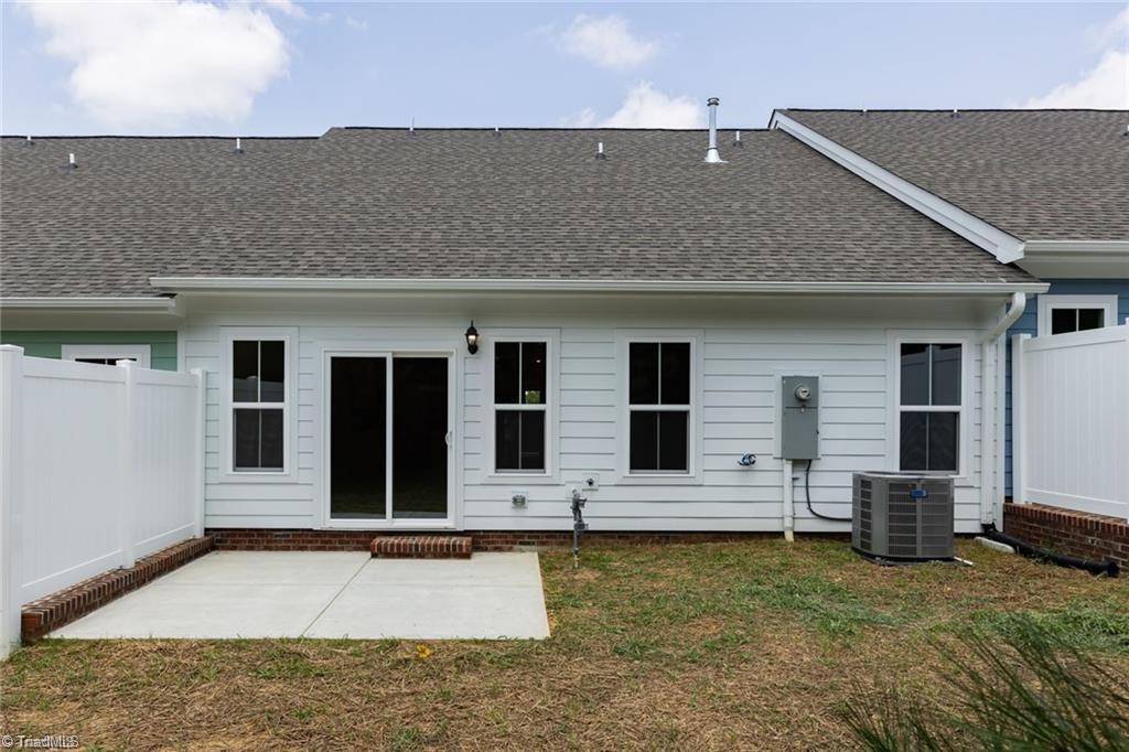 1739 Old Fields Boulevard Property Photo 23