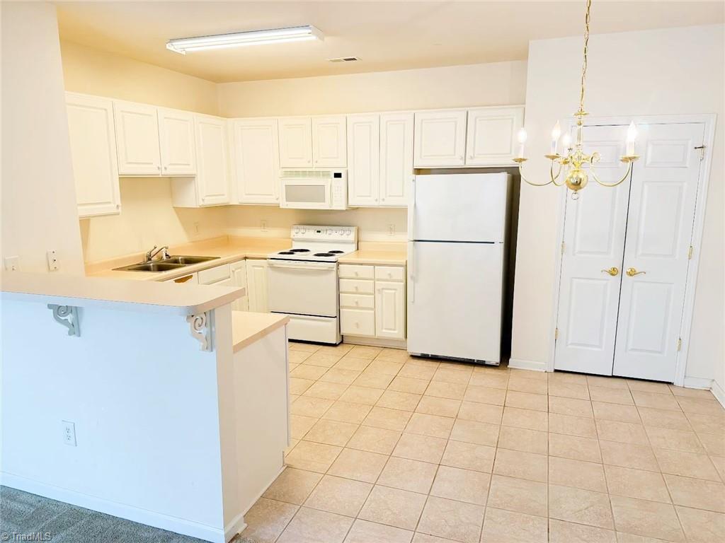 3710 Spanish Peak Drive # 2b Property Photo 6