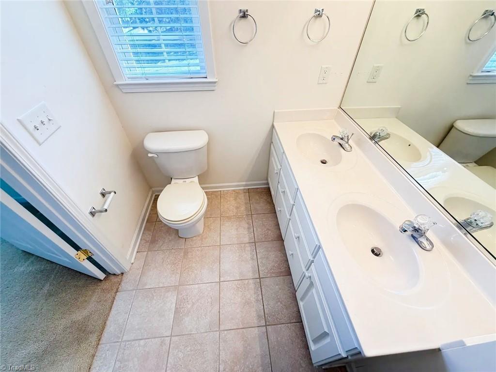 3710 Spanish Peak Drive # 2b Property Photo 9