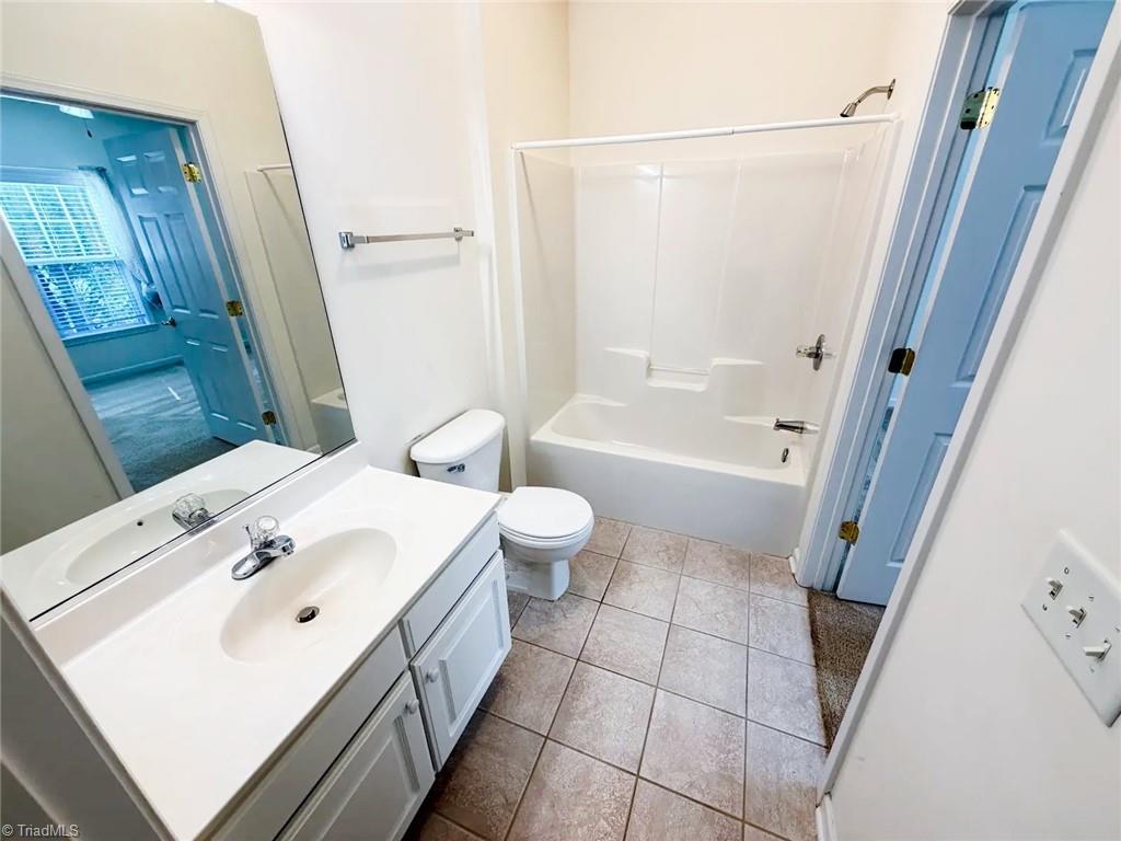 3710 Spanish Peak Drive # 2b Property Photo 12