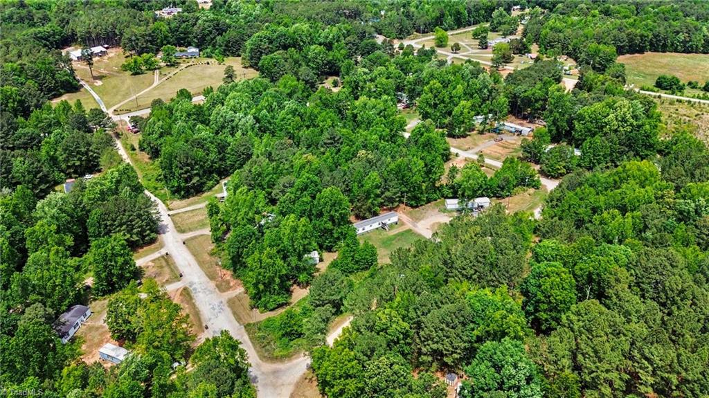50 Pineview Circle Property Photo 3