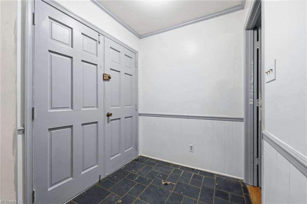 606 Leawood Drive Property Photo 4