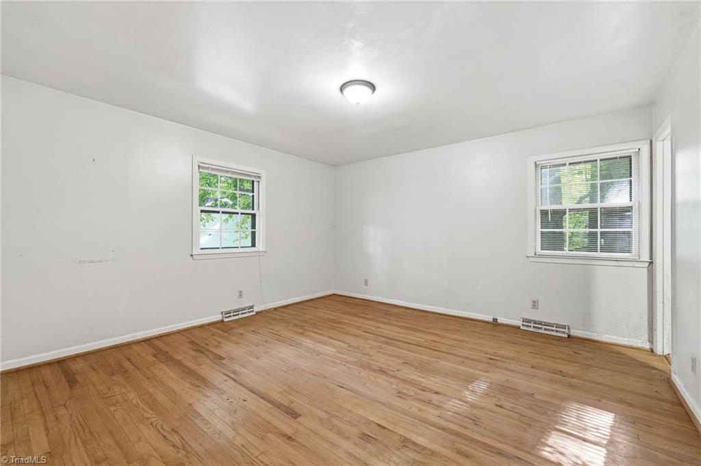 606 Leawood Drive Property Photo 11
