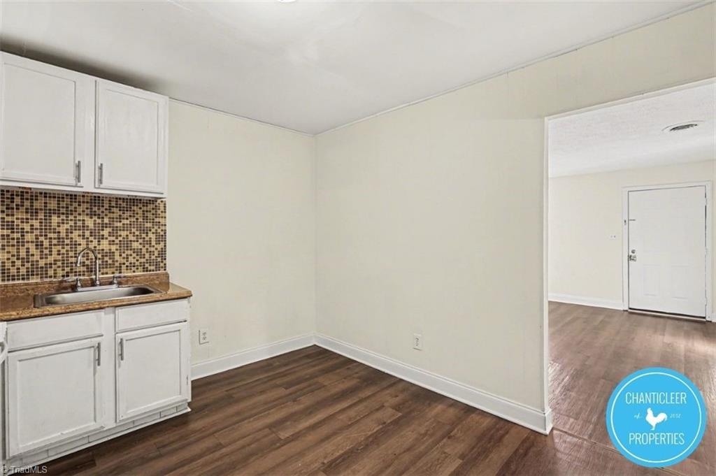 115 Florence Street # 7 Property Photo 2