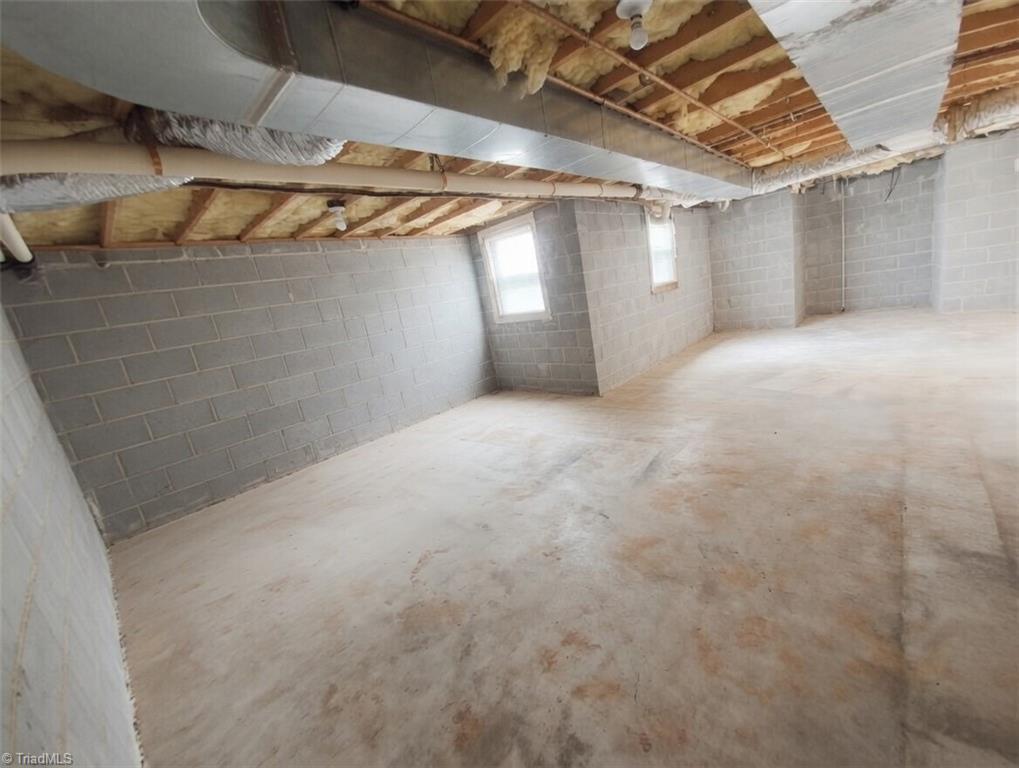 590 N Peace Haven Road Property Photo 23