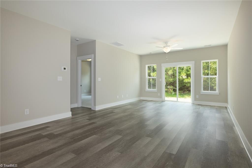 1737 Old Fields Boulevard Property Photo 10