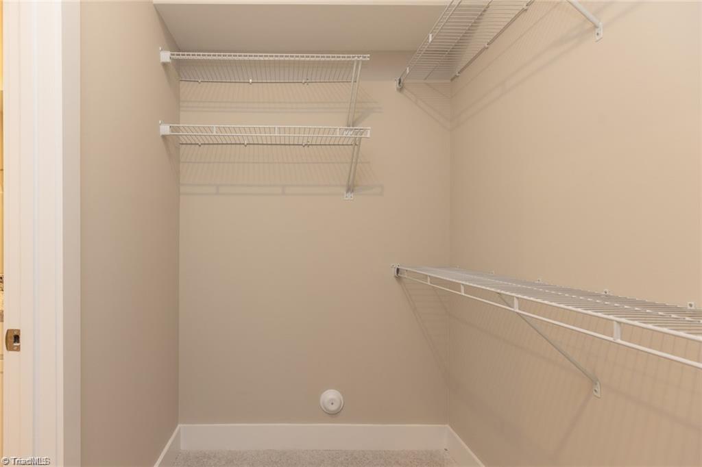 1737 Old Fields Boulevard Property Photo 21