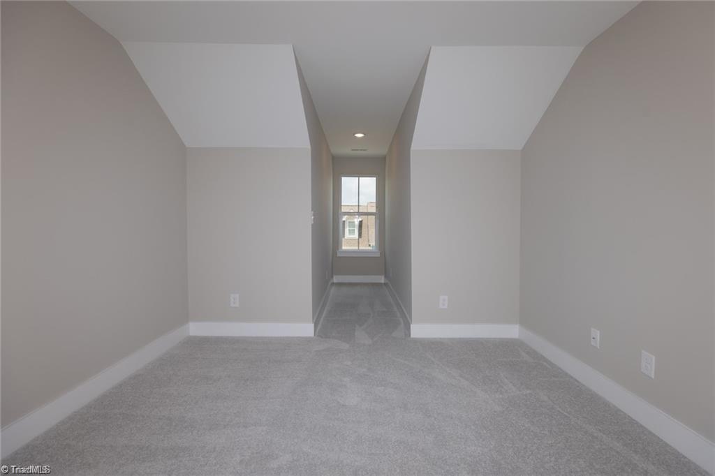 1737 Old Fields Boulevard Property Photo 24