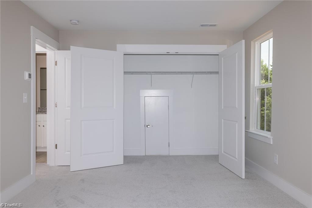 1737 Old Fields Boulevard Property Photo 26