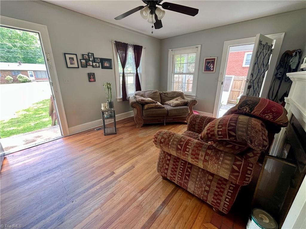 1103 Wayside Street Property Photo 8