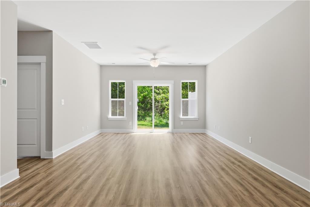 1727 Old Fields Boulevard Property Photo 14