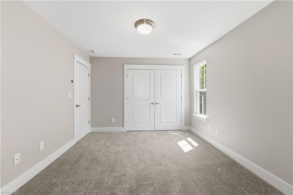 1727 Old Fields Boulevard Property Photo 35