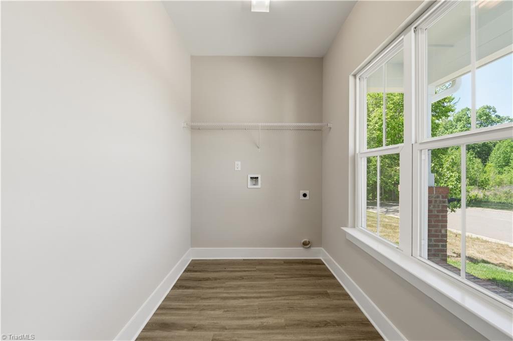 1727 Old Fields Boulevard Property Photo 37