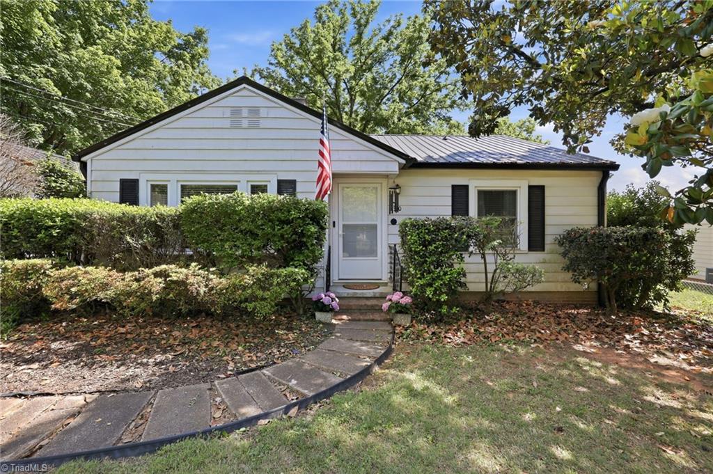 310 E Holly Hill Road Property Photo 1