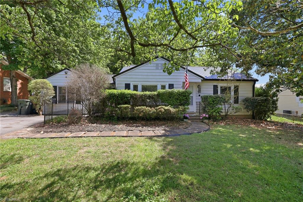 310 E Holly Hill Road Property Photo 1