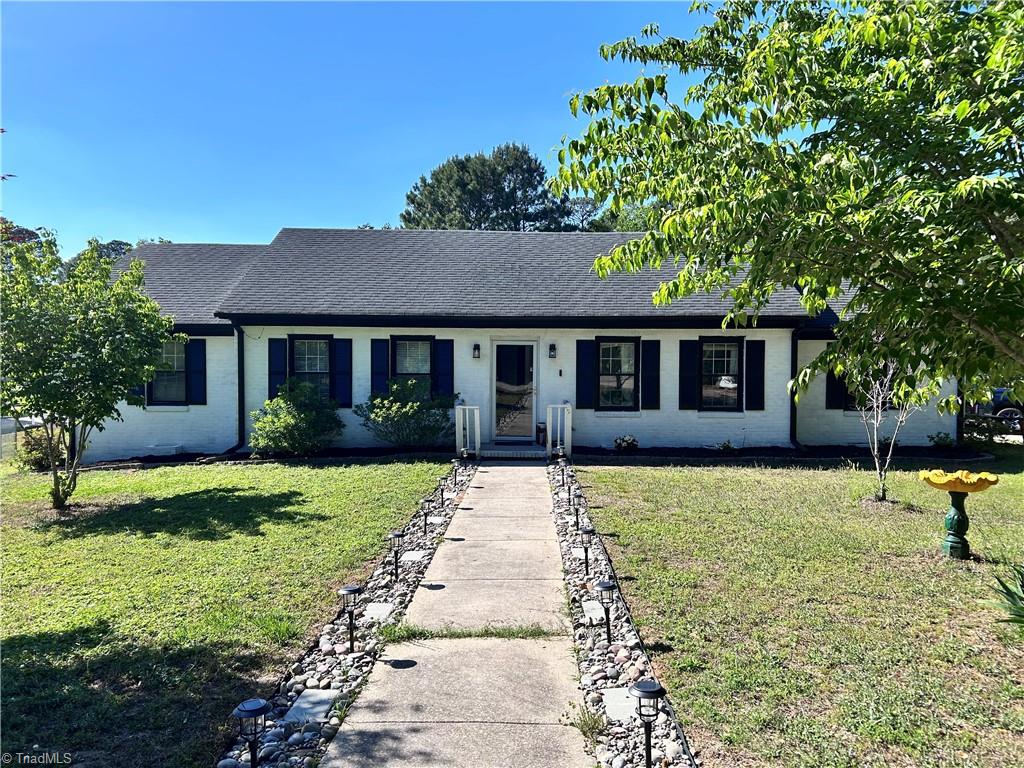 2 Terrell Place Property Photo 1