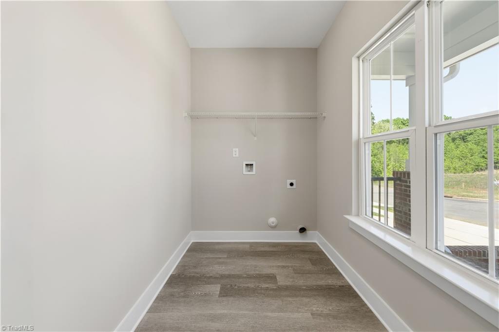 1731 Old Fields Boulevard Property Photo 35