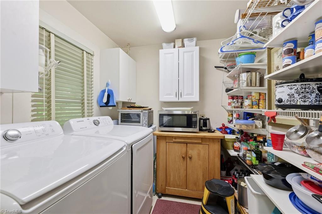 851 Case School Road Property Photo 23