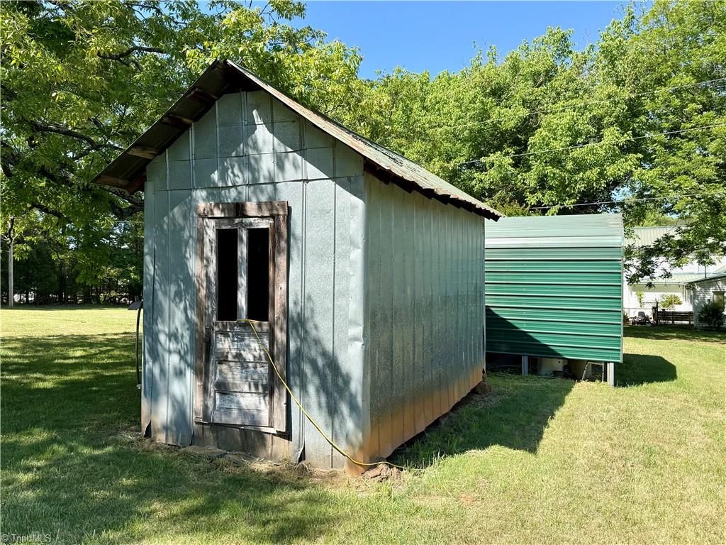 851 Case School Road Property Photo 41