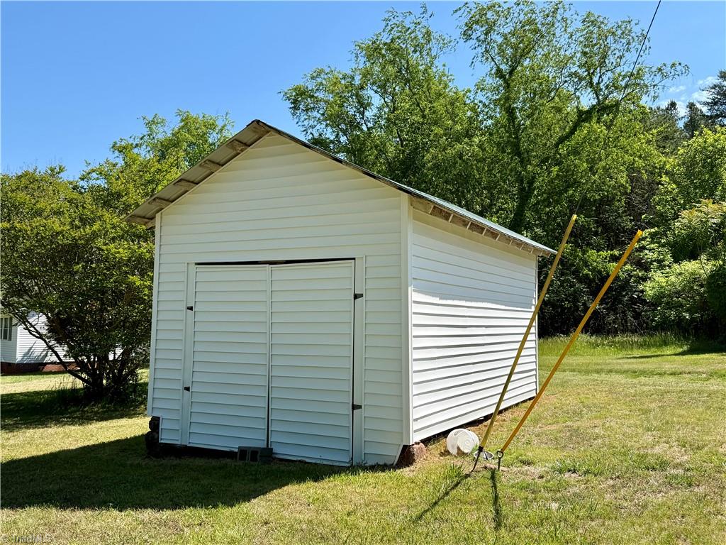 851 Case School Road Property Photo 45