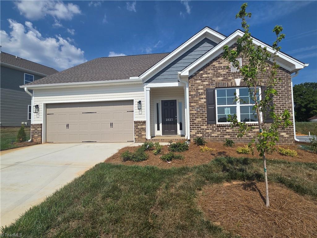 2823 Berwick Valley Drive Property Photo 1