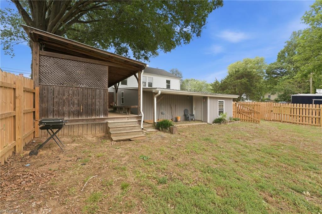 215 Home Avenue Property Photo 13