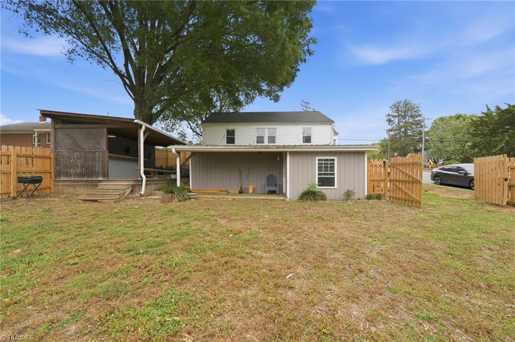 215 Home Avenue Property Photo 14