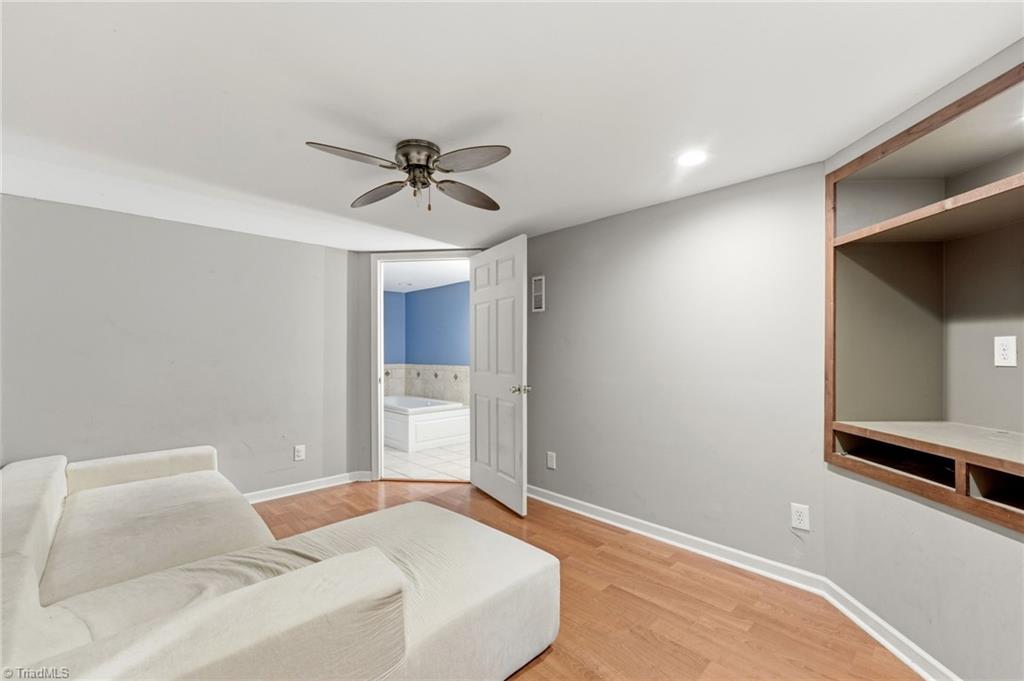 215 Home Avenue Property Photo 35