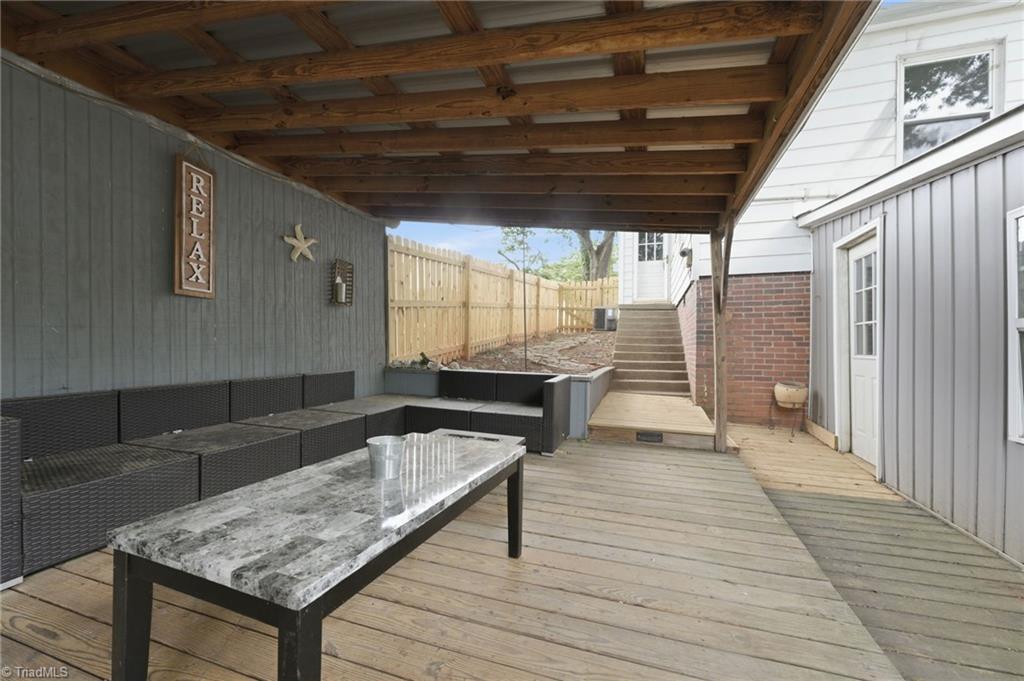 215 Home Avenue Property Photo 42