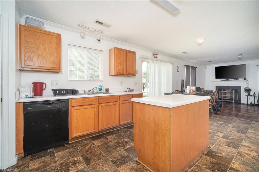 5709 Waterpoint Drive Property Photo 11