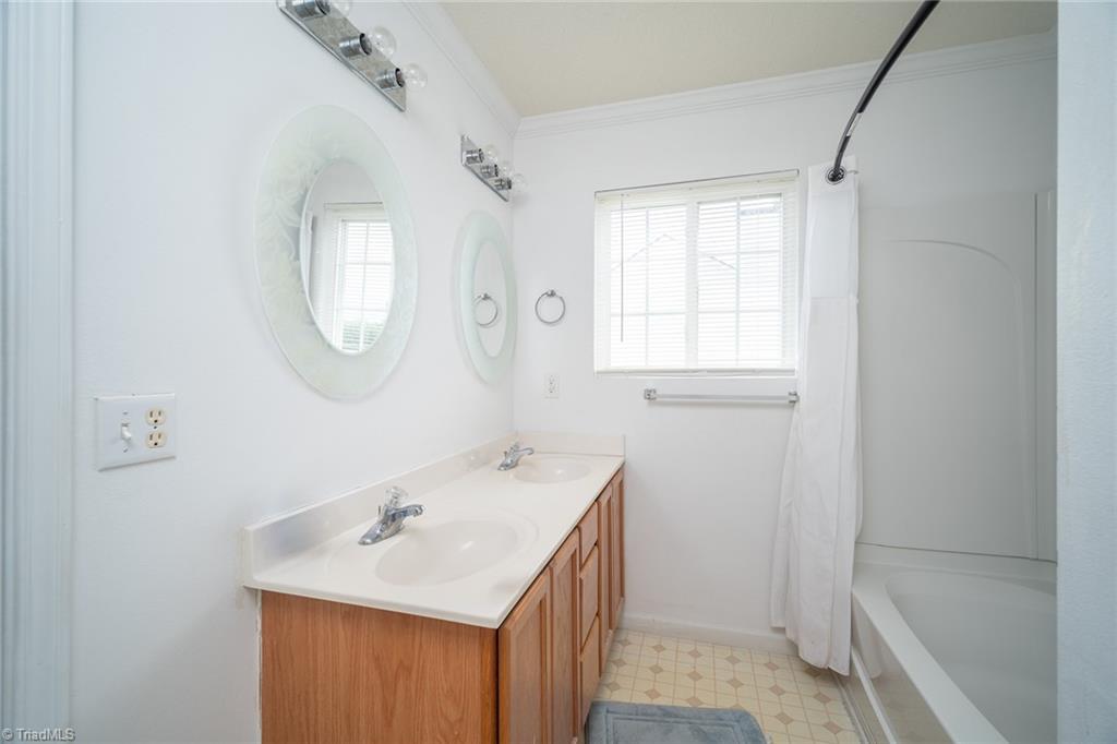 5709 Waterpoint Drive Property Photo 19