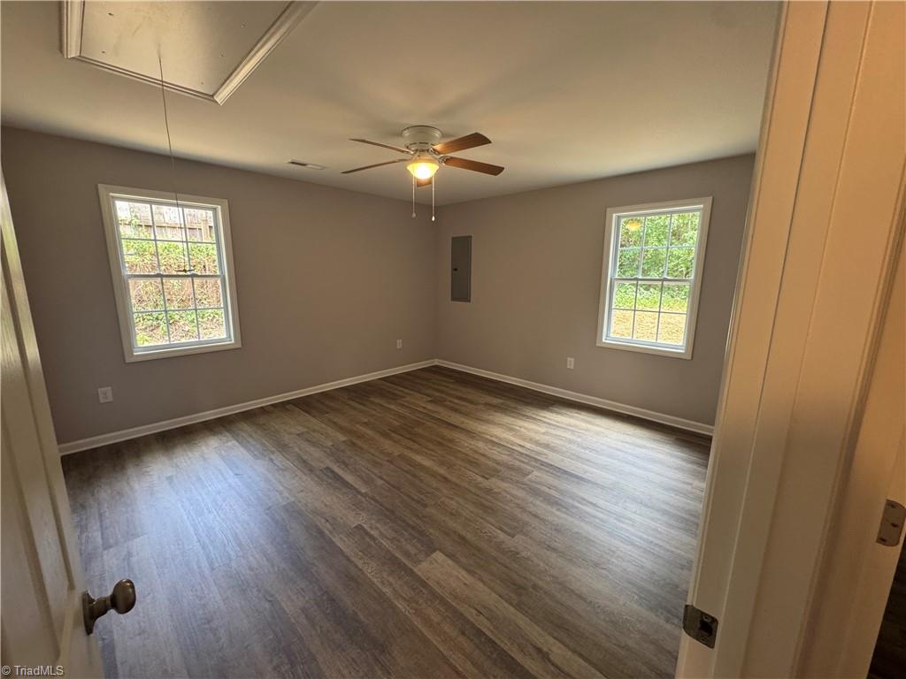 1003 E Russell Avenue Property Photo 9