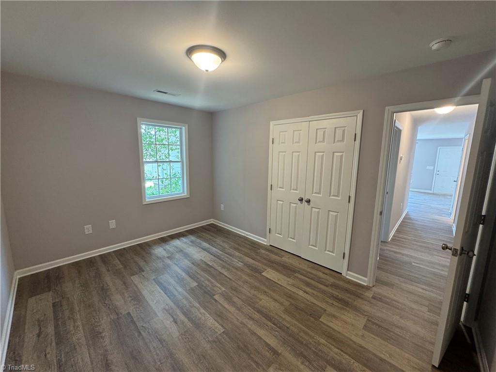 1003 E Russell Avenue Property Photo 15