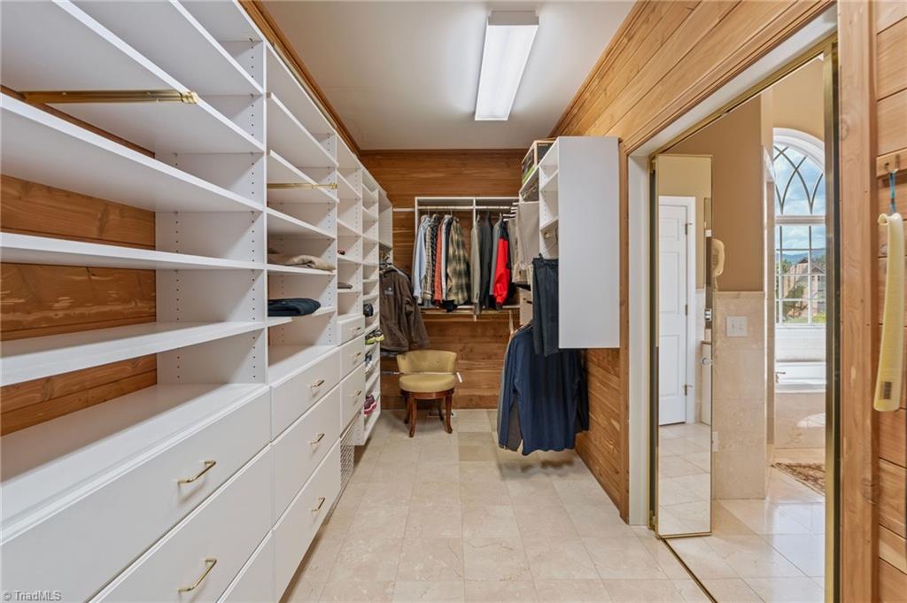 891 Olde Charter Circle Property Photo 23