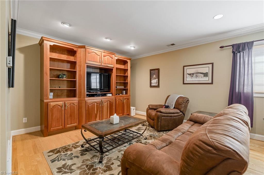 891 Olde Charter Circle Property Photo 39