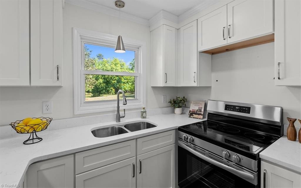 2006 Ledford Road Property Photo 12