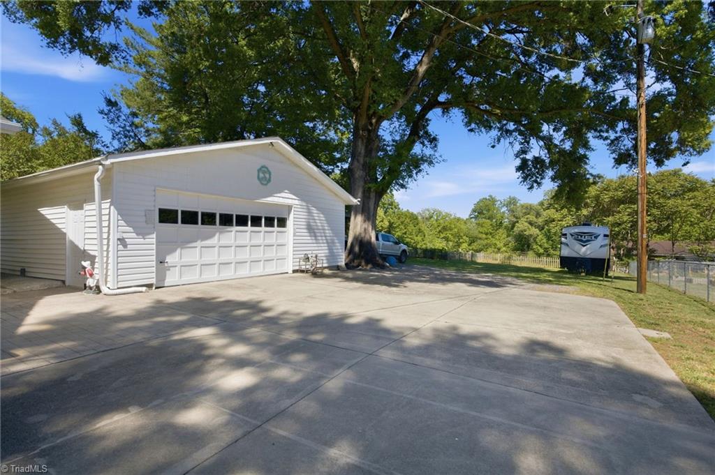 206 3rd Avenue Property Photo 18