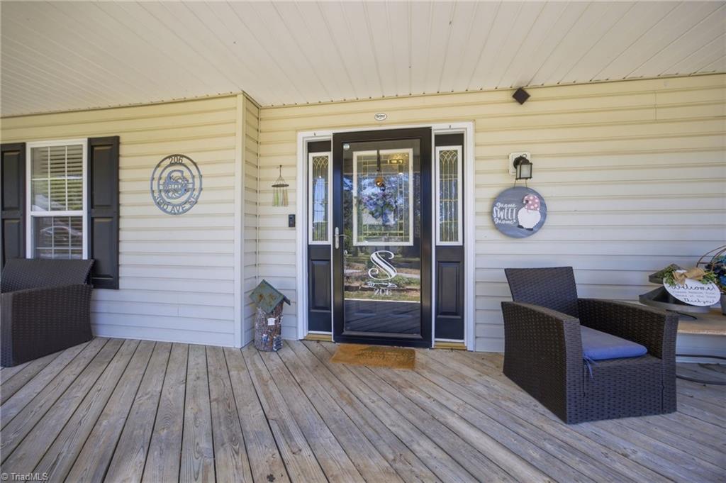 206 3rd Avenue Property Photo 20