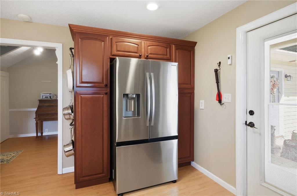 206 3rd Avenue Property Photo 33