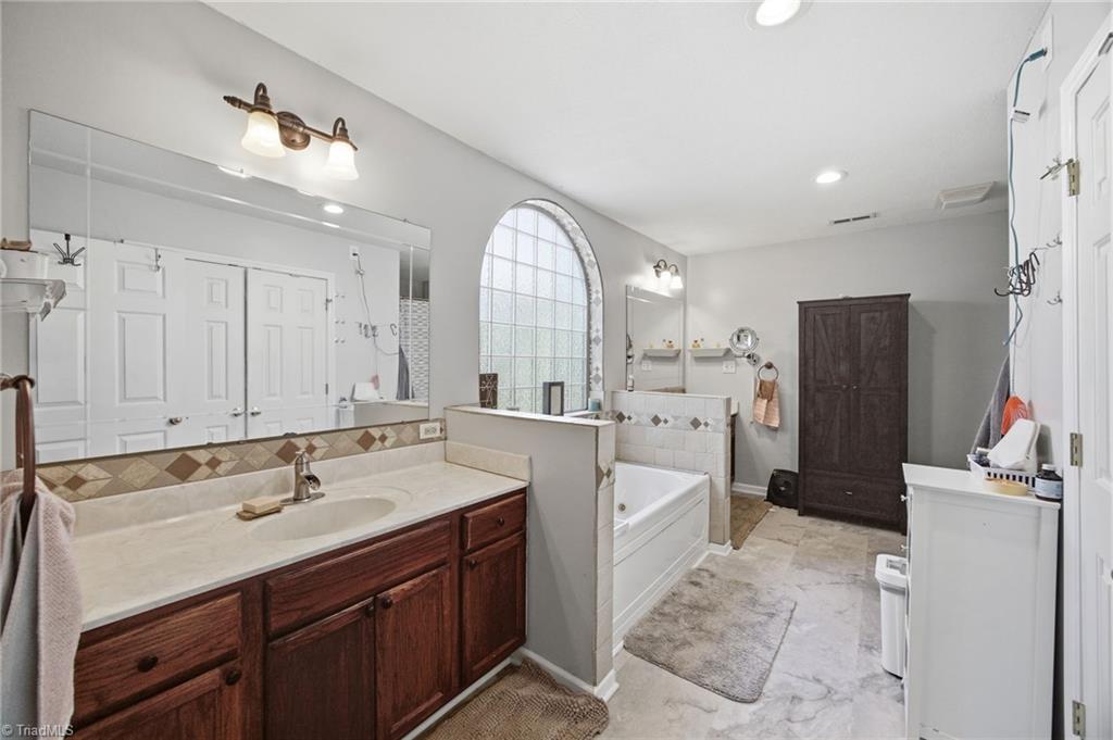 206 3rd Avenue Property Photo 41