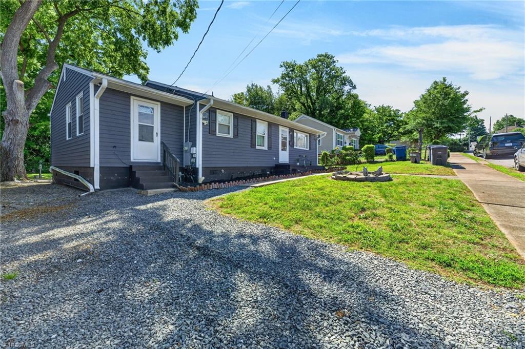 309 Beaumont Street Property Photo 2