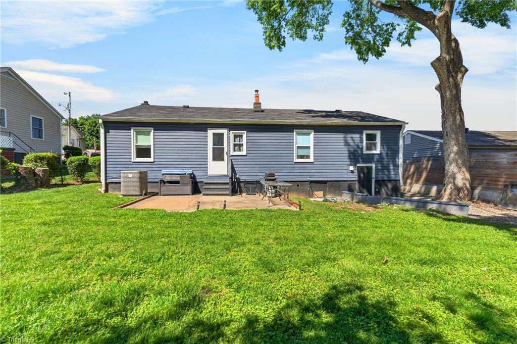 309 Beaumont Street Property Photo 6