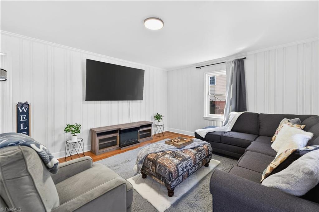 309 Beaumont Street Property Photo 8