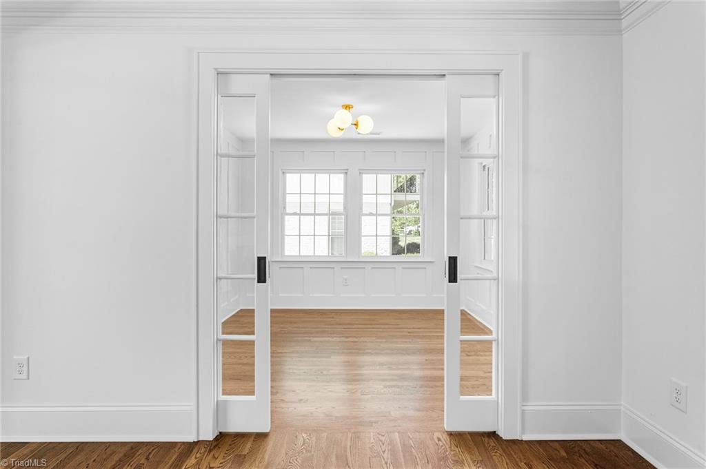 1109 Buckingham Road Property Photo 6