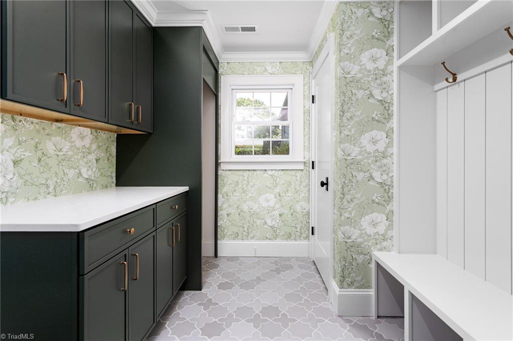 1109 Buckingham Road Property Photo 20