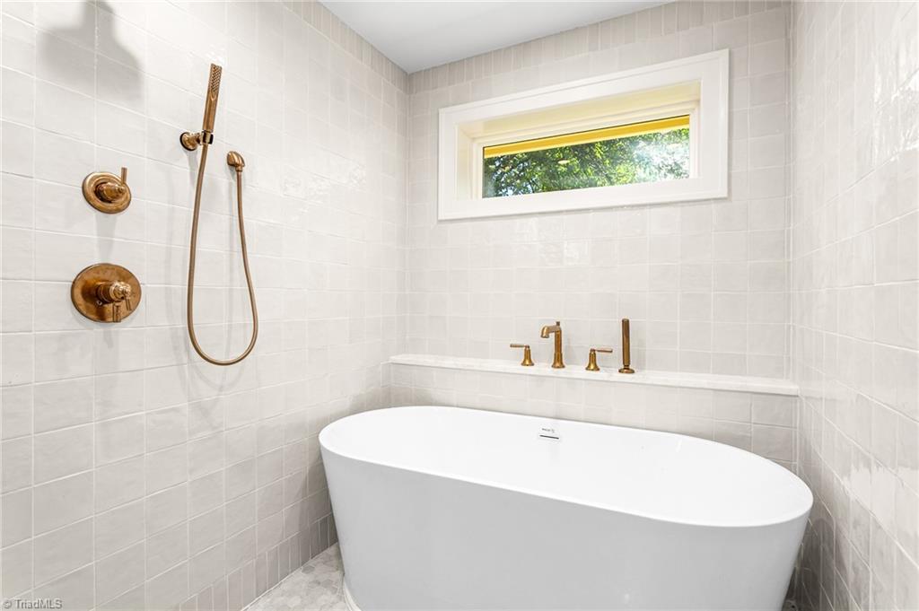 1109 Buckingham Road Property Photo 38