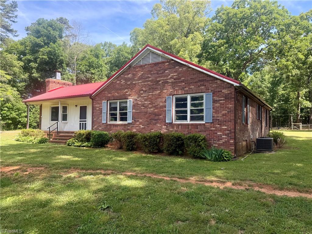 6540 Bringle Ferry Road Property Photo 1